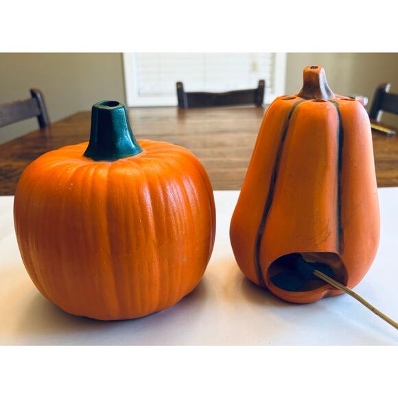 (2) Ceramic Jack O Lantern Decorative Pumpkins - Fall Autumn Halloween - Picture 2 of 11